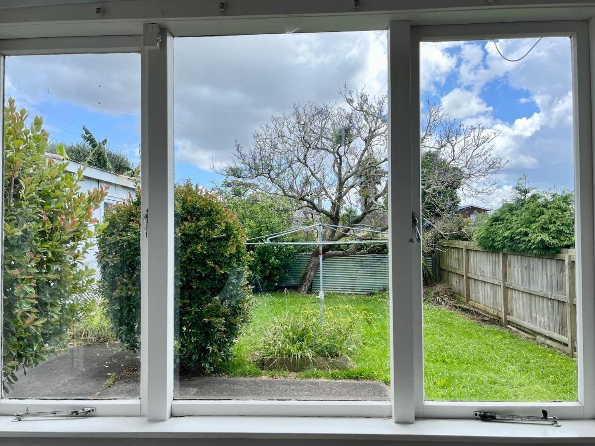 Entire House In Mt Wellington, Central Auckland Exteriör bild