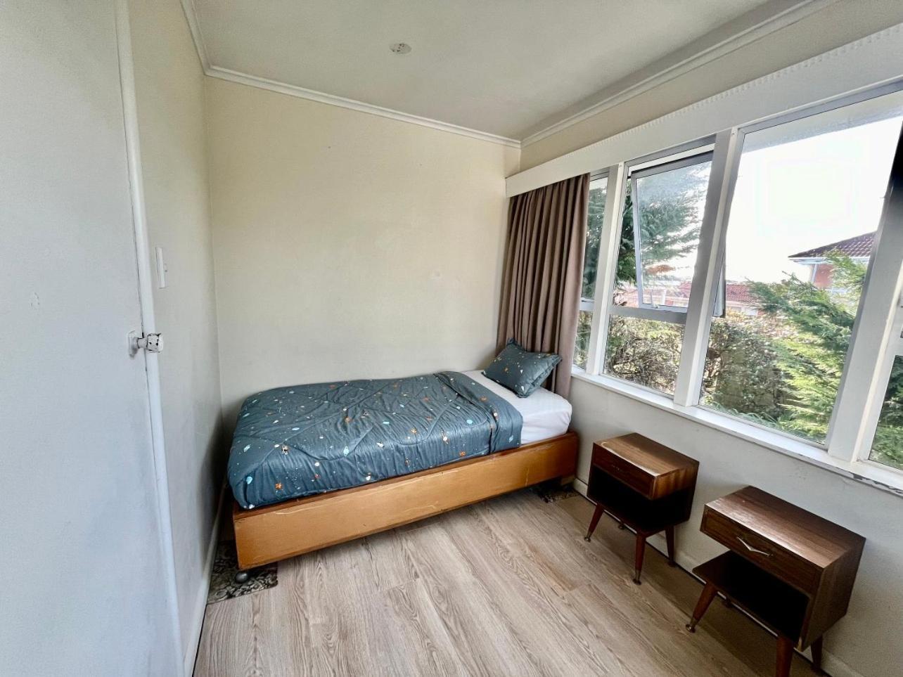 Entire House In Mt Wellington, Central Auckland Exteriör bild